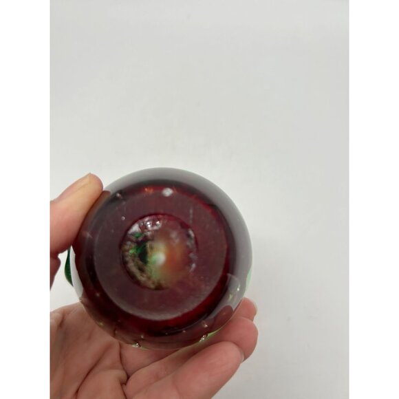 Vintage St. Clair Art Glass Apple Paperweight Fruit Paperweight Signed 4" Great - Picture 5 of 7